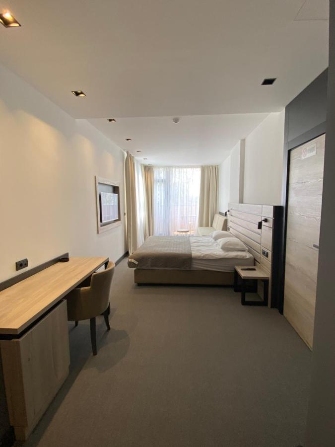 Super Seven Inn Belgrad Exterior foto