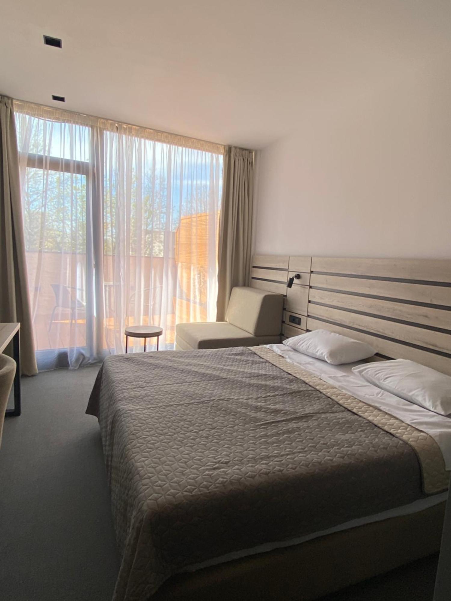 Super Seven Inn Belgrad Cameră foto